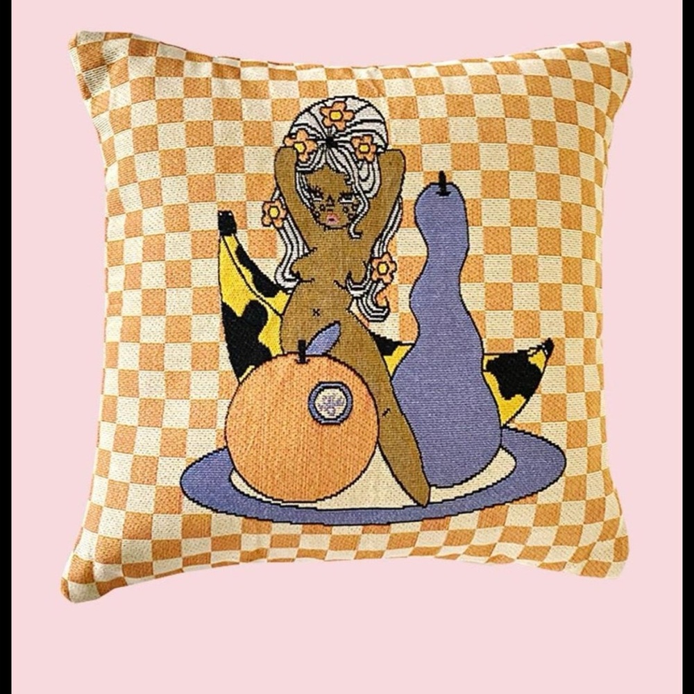 ISO! Valfre Throw Pillow